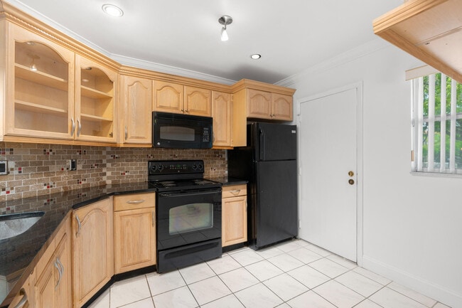 Building Photo - 6300 S Falls Cir Dr