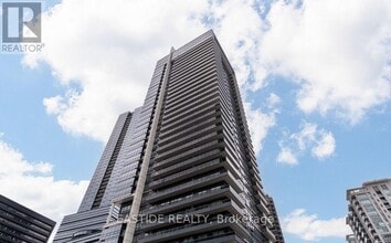 Building Photo - 2 Anndale Dr