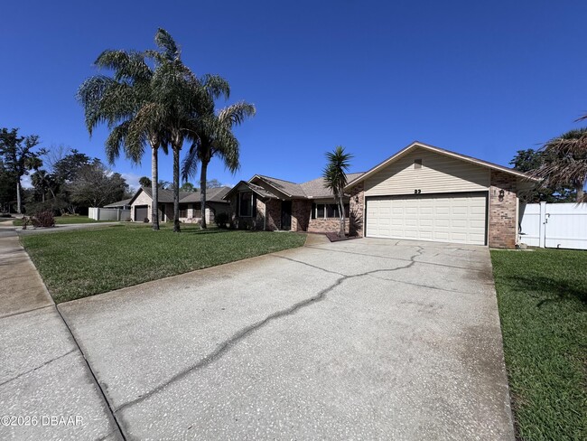 Building Photo - 23 Aston Cir