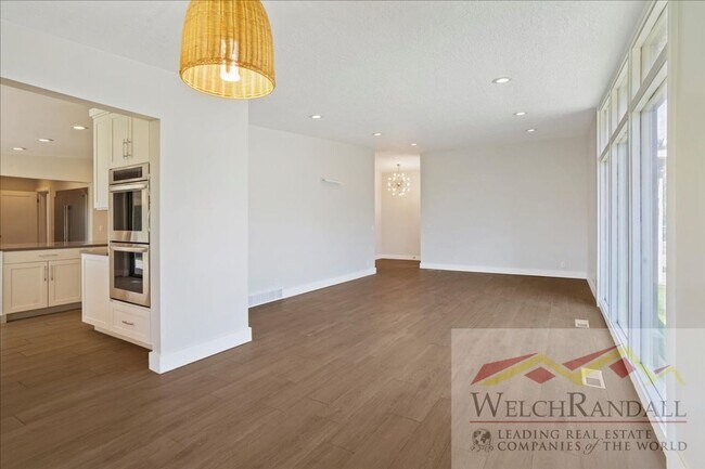 Foto del edificio - Beautifully Updated Single Family Home in ...