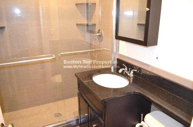 Foto del edificio - 537 Columbus Ave