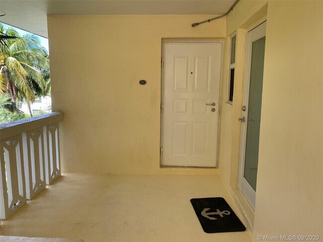 Building Photo - 200 Galen Dr
