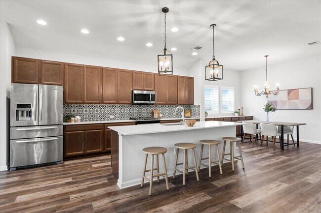 Foto del edificio - 7909 Catbird Ln