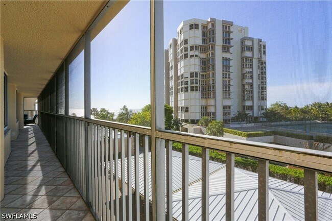 Foto del edificio - 4041 Gulf Shore Blvd N