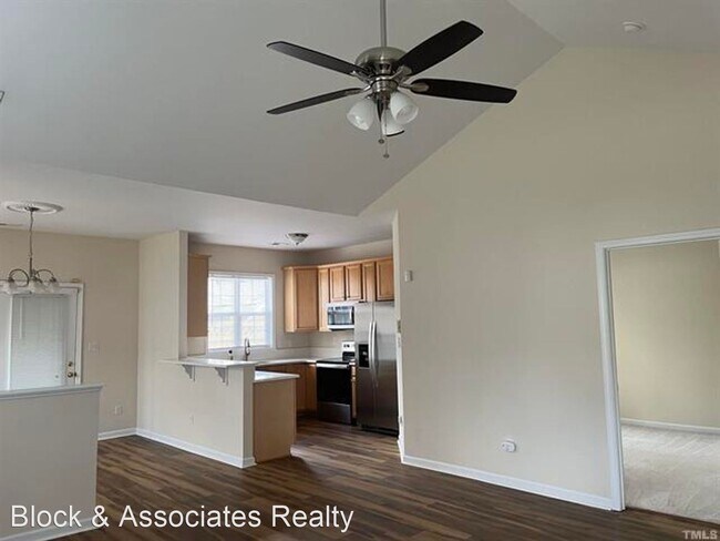 Foto del edificio - 2 br, 2 bath House - 2751 Andover Glen Road