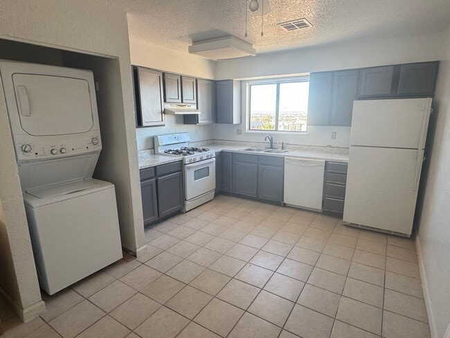 Foto del edificio - 6987 Mendon Ln