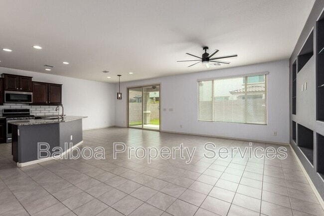 Building Photo - 5427 S Canyon Rim