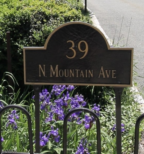 Building Photo - 39 N Mountain Ave