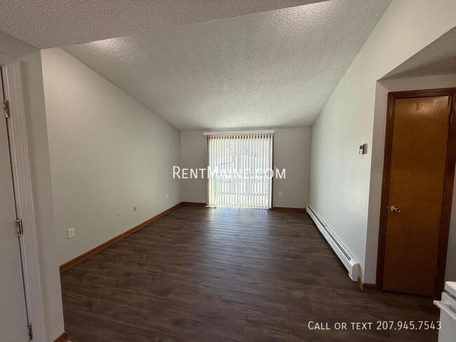 Foto del edificio - 381-385 Pine St.