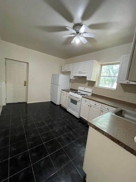 Foto del edificio - 1656 N Linder Ave