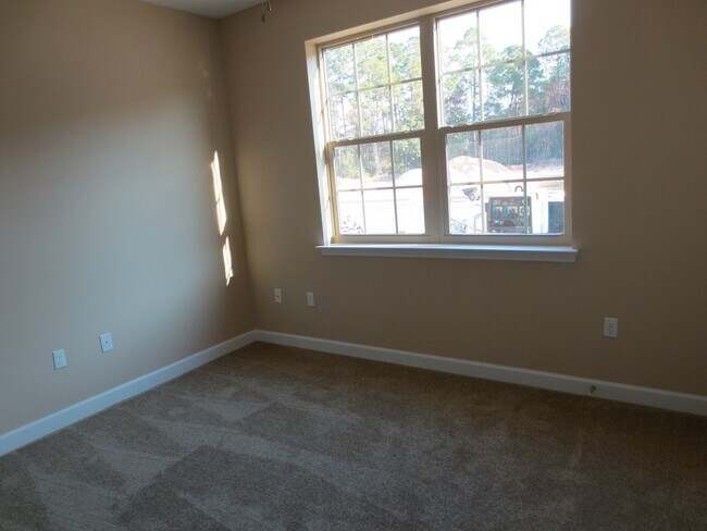 Foto del edificio - Beautiful Three Bedroom Apartment in Fort Walton Beach!