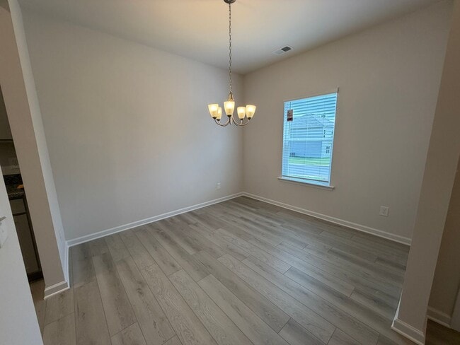 Building Photo - Brand New 4/3.5 House in West Rome- $2,195