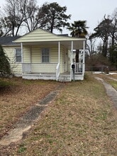 Building Photo - 503 Nelson Dr