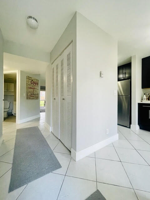 Foto del edificio - 5571 Courtyard Dr