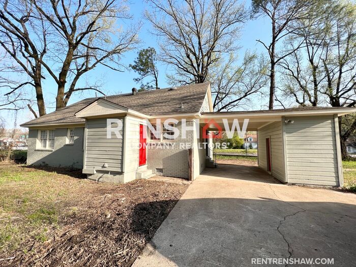 Newly Renovated 3 bed / 2 bath Whitehaven House Rental in Memphis