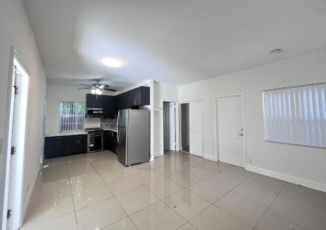 Foto del edificio - 950 Lake Wyman Rd