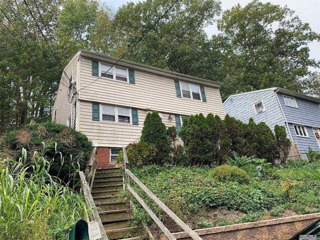 Primary Photo - 137 Waterside Ave