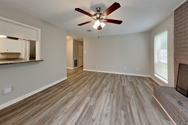 Building Photo - 1070 Red Rock Canyon Dr