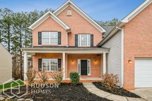 Foto del edificio - NOW AVAILABLE! - 114 Carolinian Dr, States...