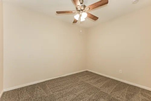 Foto del edificio - 8515 Misty River Ct