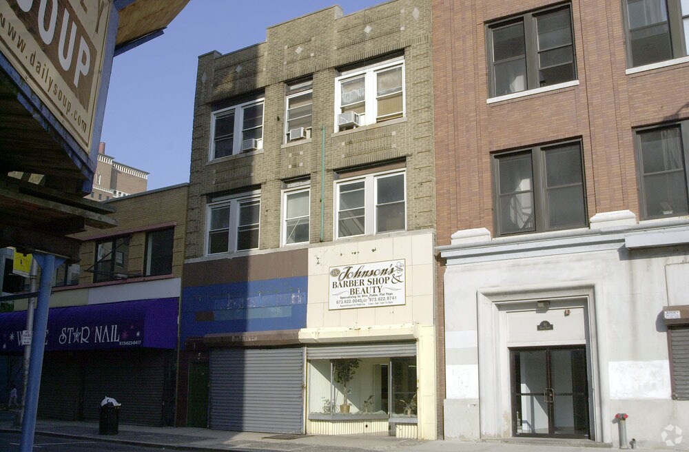 Foto del edificio - 95 Halsey St