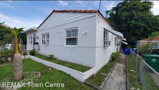 Building Photo - 2 br, 1 bath House - 405 NW 64th St #2
