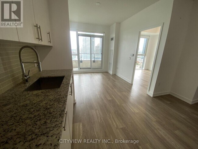 Building Photo - 4085-4085 Parkside Village Dr