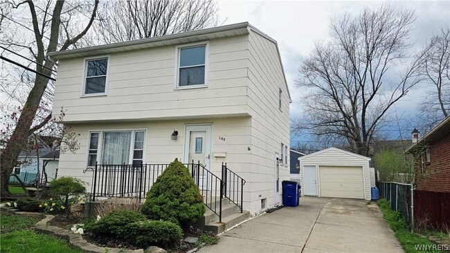 Foto del edificio - 182 Woodcrest Dr