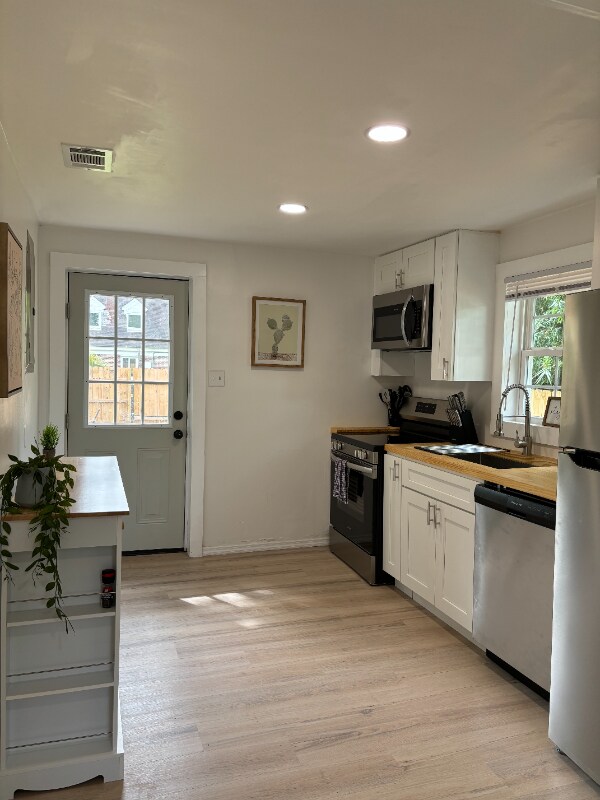 Foto del edificio - 637 E 35th St