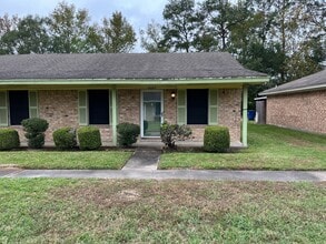 Building Photo - 6064 Bedford Dr