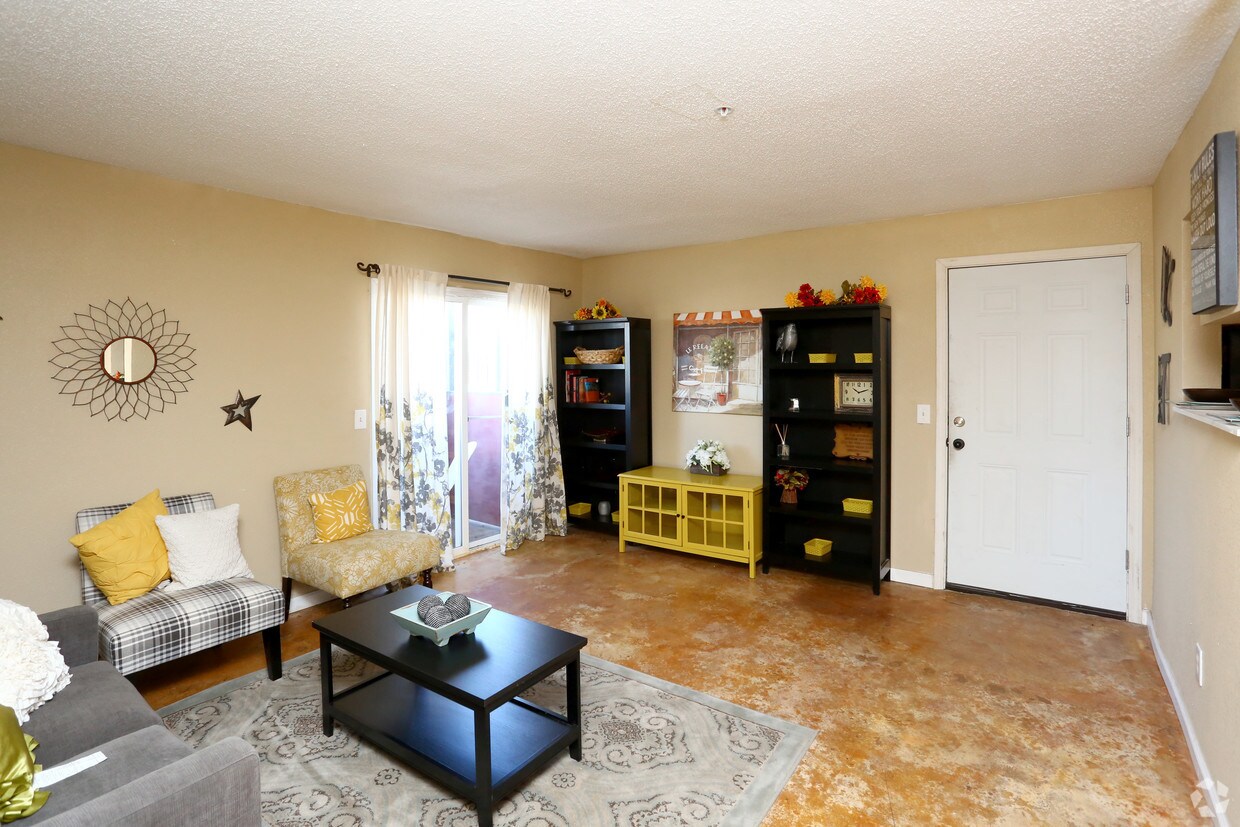 427 Tinker Diagonal St Unit 11107R, Oklahoma City, OK 73129