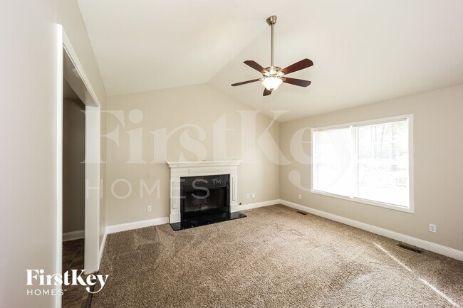 Foto del edificio - 73 Pine Shadows Ct