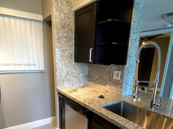 Building Photo - 2850 N Oakland Forest Dr