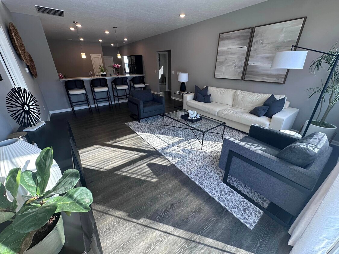 Foto principal - 301 Milltown Dr.