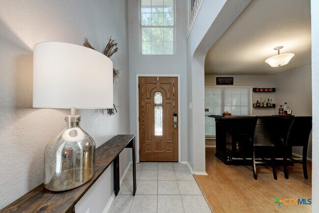 Foto del edificio - 2377 Carson Loop