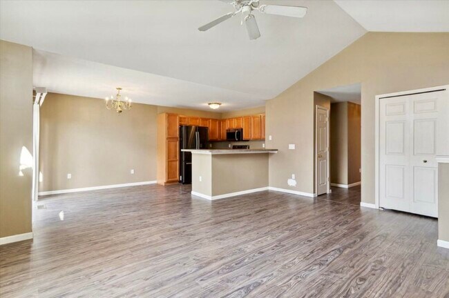 Foto del edificio - 8201 Chesapeake Cir