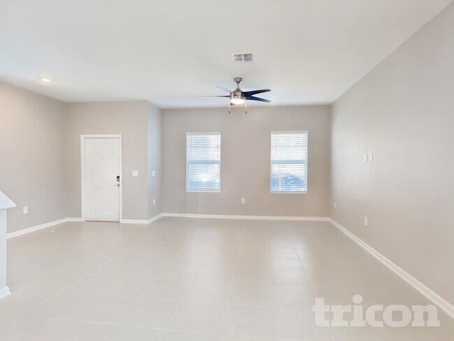 Foto del edificio - 743 Honeyrock St