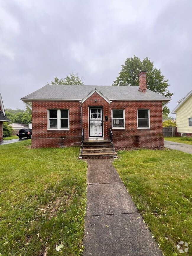 Building Photo - 3885 Glenwood Rd