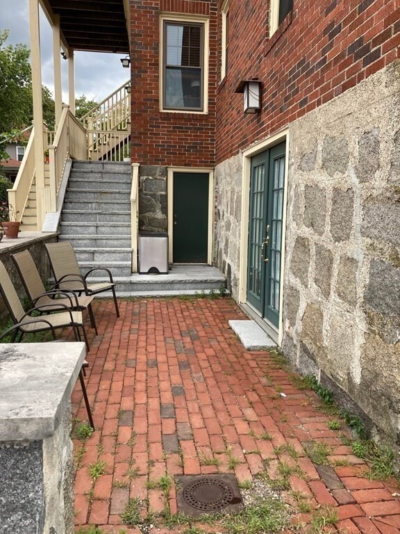 Building Photo - 6 Highland Ave