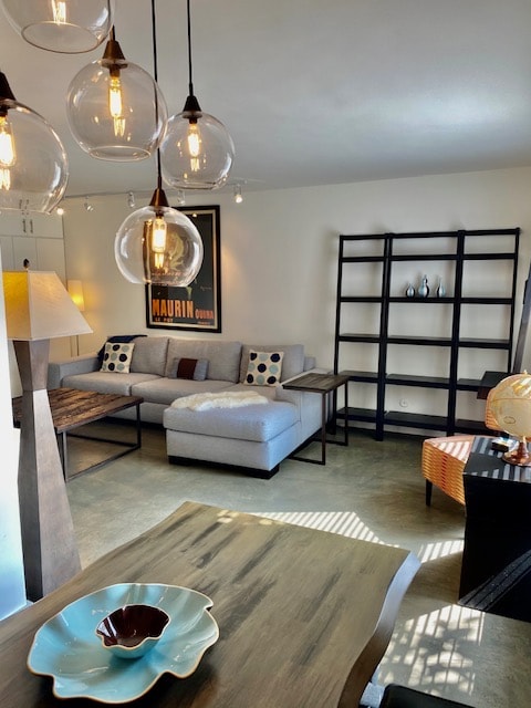 Photo - 970 Palm Ave Apartment