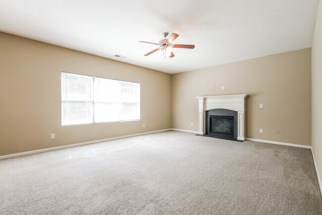 Foto del edificio - 1088 Sandy Bank Ct NE