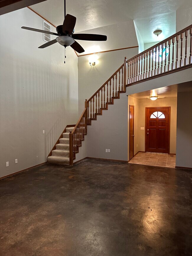 17600 Durbin Park Rd, Edmond, OK 73012 House Rental in Edmond, OK