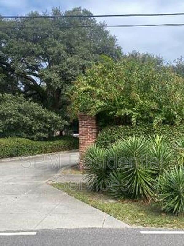 Building Photo - 1609 Wellspring Way