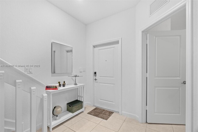 Foto del edificio - 14807 SW 183rd Ter