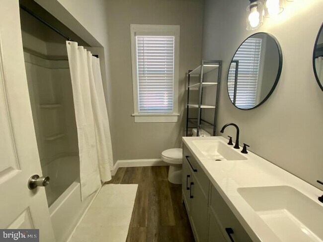 Foto del edificio - 101 Glen St