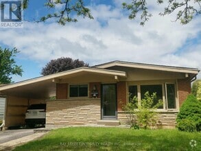 Building Photo - 3527 Rexway Dr