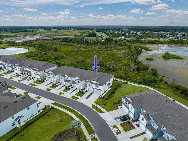 Foto del edificio - 5441 Elmview Xing