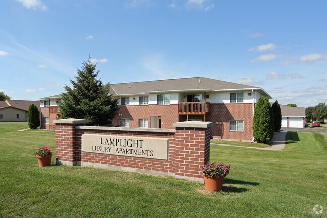 Foto del edificio - Lamplight Phase I