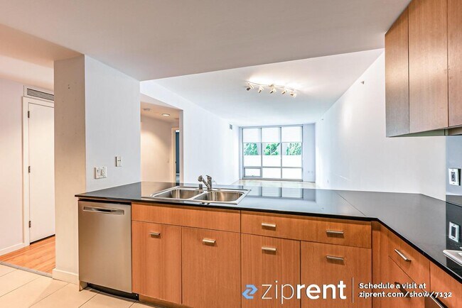 Foto del edificio - 355 1st St