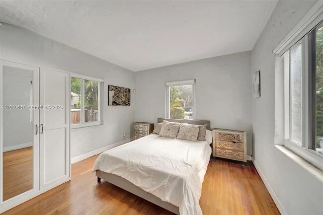 Foto del edificio - 619 NE 87th St